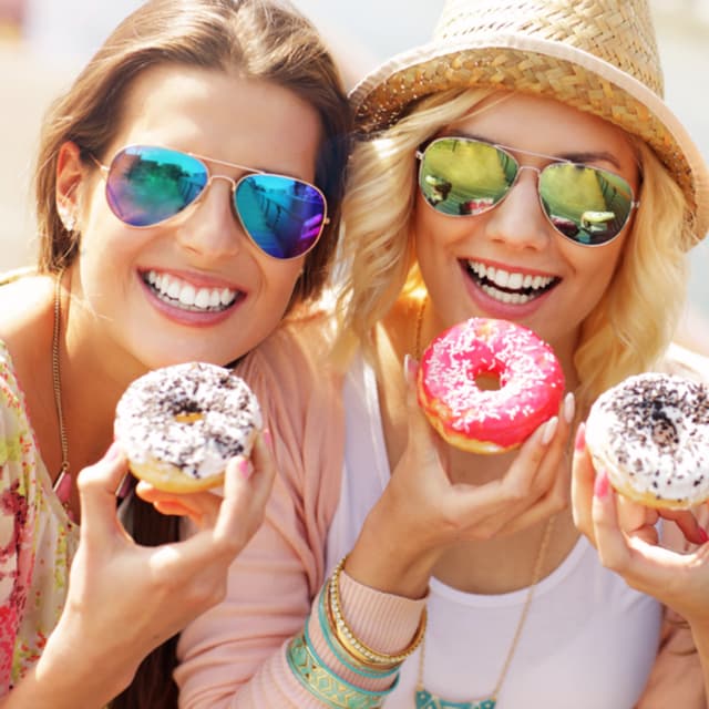 4 Delicious, Healthy Baked Donut Recipe Hacks