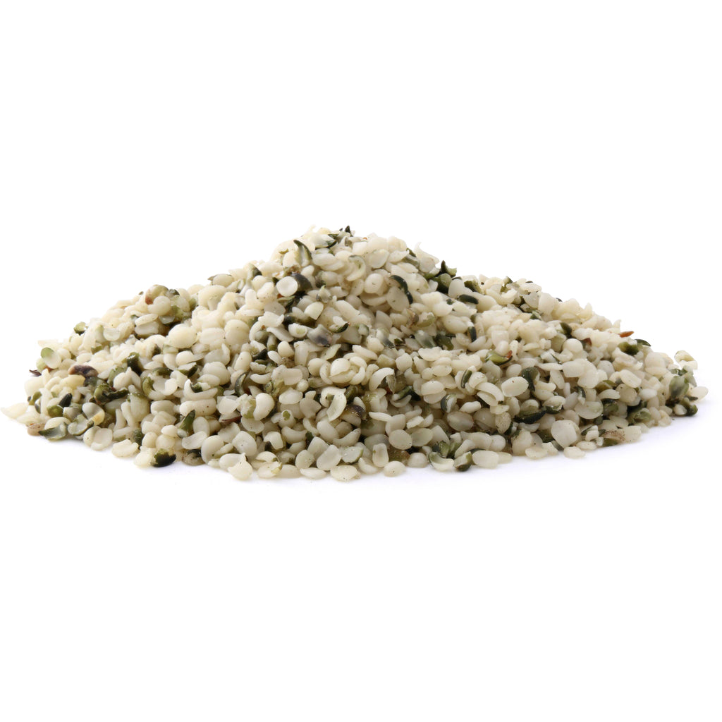 SWF119 | Pile of hulled hemp seeds on white background - Thumbnail